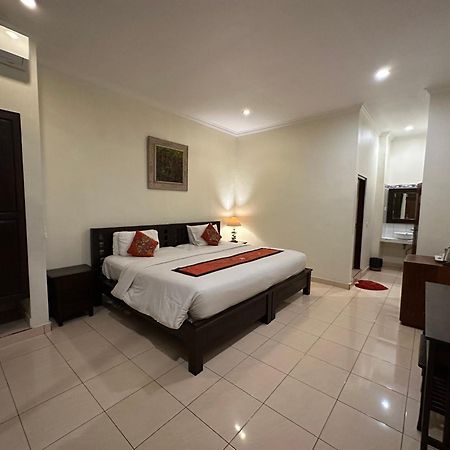 Brata Inn Ubud Exterior photo