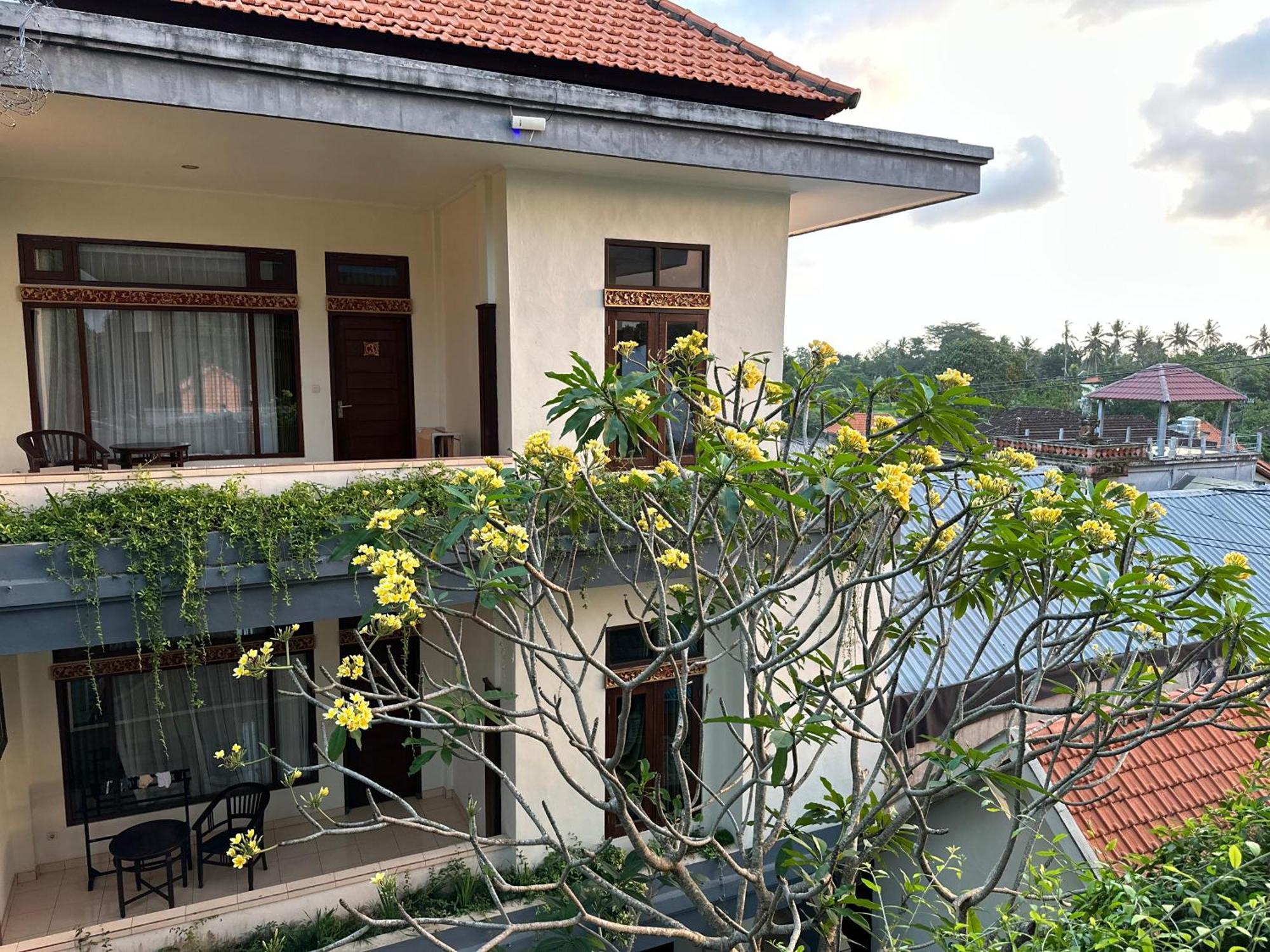 Brata Inn Ubud Exterior photo